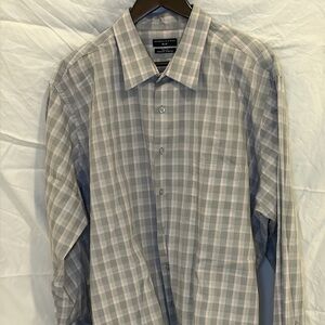 Men's Classic Gray Plaid Button-Down Shirt